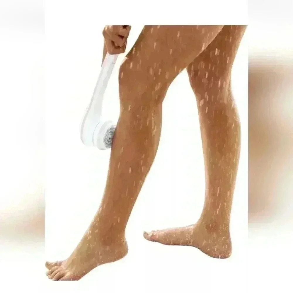 Finishing Touch Flawless Cleanse Spa Spinning Spa Brush w/3 Heads Incl Batteries - Picture 4 of 4